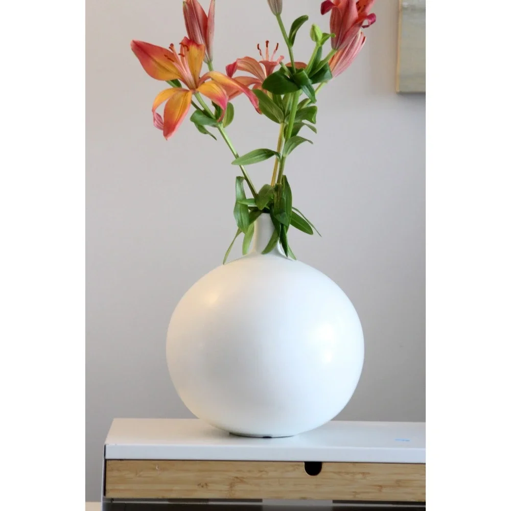 Large Textured‎ Round Ceramic Vase White 10.5